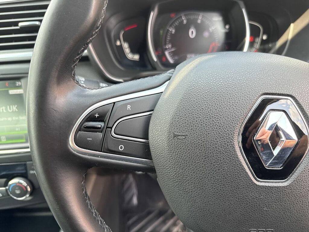 Renault Kadjar 1.5 Dynamique S Nav Dci 110 Bhp Grey #16