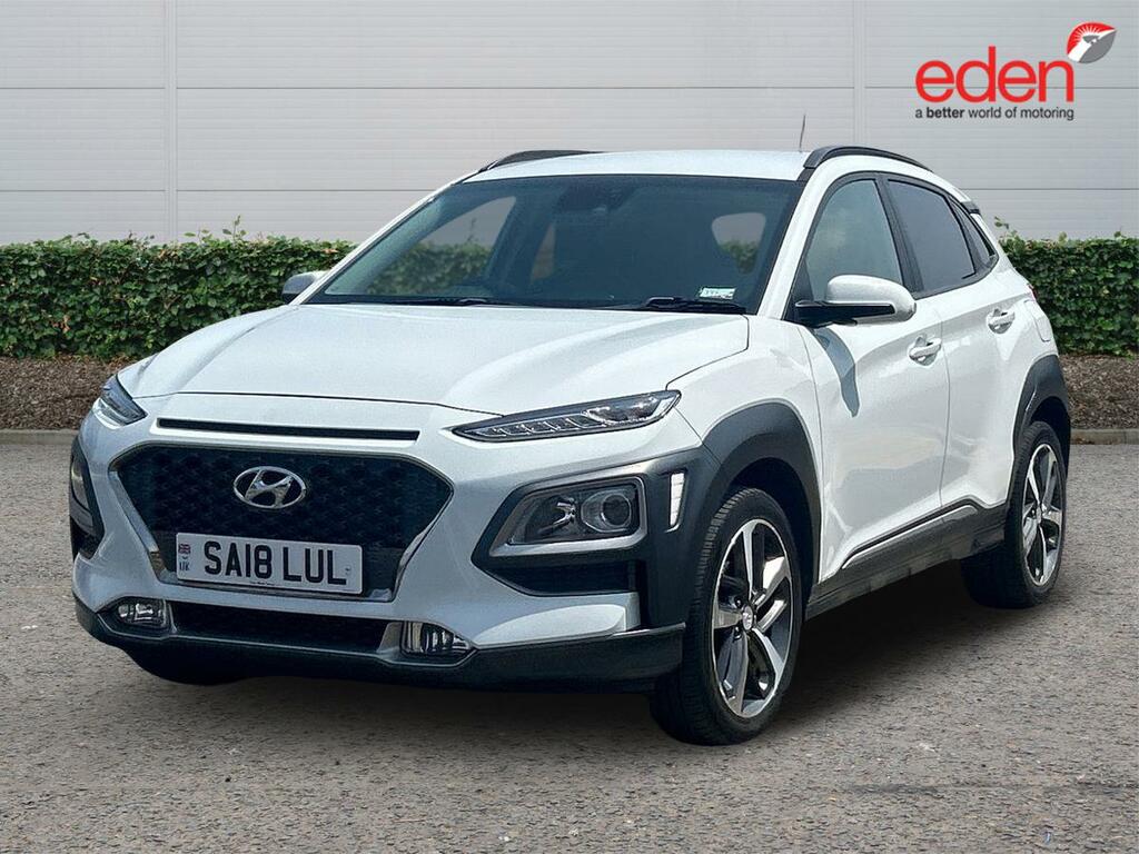 Hyundai Kona Premium White #3