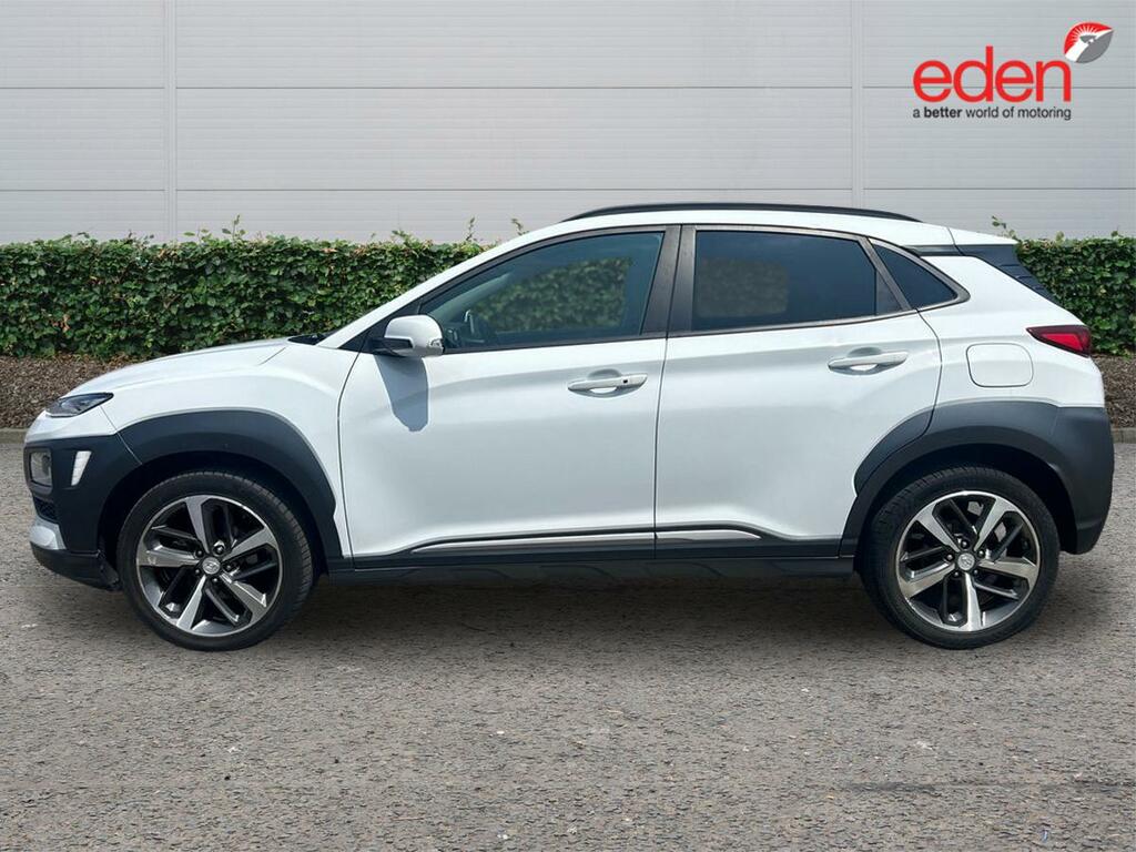 Hyundai Kona Premium White #4