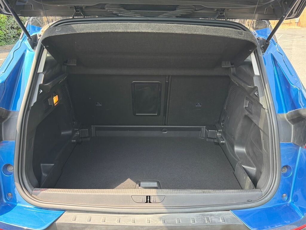 Vauxhall Grandland X 1.5 Turbo D Elite Nav Premium Red #12