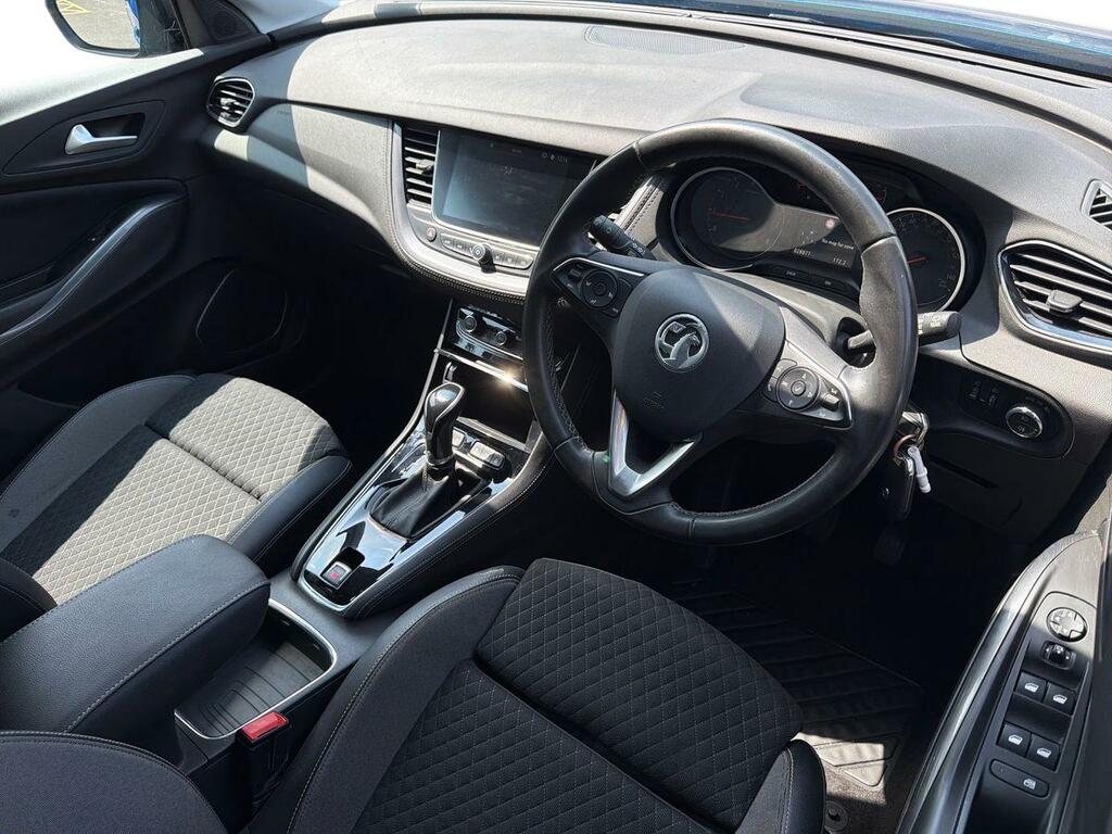 Vauxhall Grandland X 1.5 Turbo D Elite Nav Premium Red #15