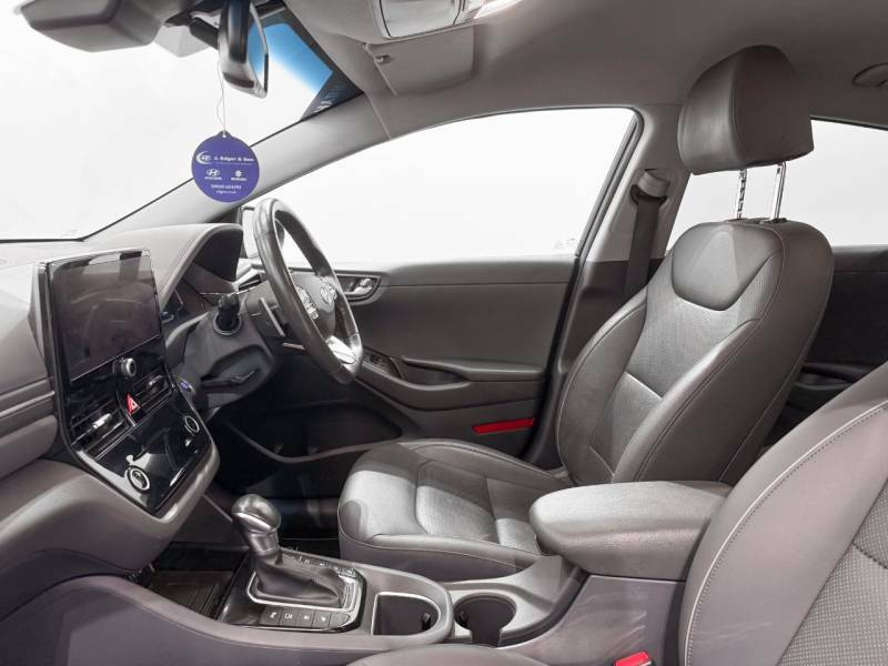 Hyundai Ioniq 100Kw Premium Se 38Kwh Red #9