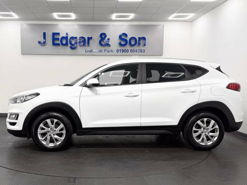 Hyundai Tucson 1.6 Tgdi 177 Se Nav 2Wd HF70XDE White #4