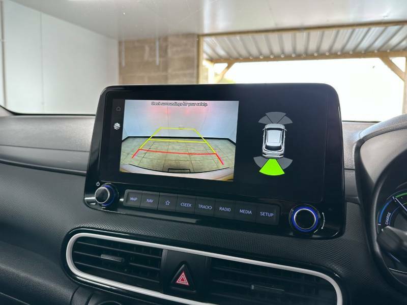 Hyundai Kona 1.6 Gdi Hybrid Premium Se Dct White #4