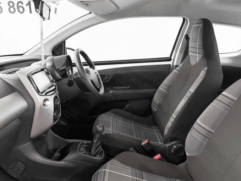 Peugeot 108 1.0 Active White #5