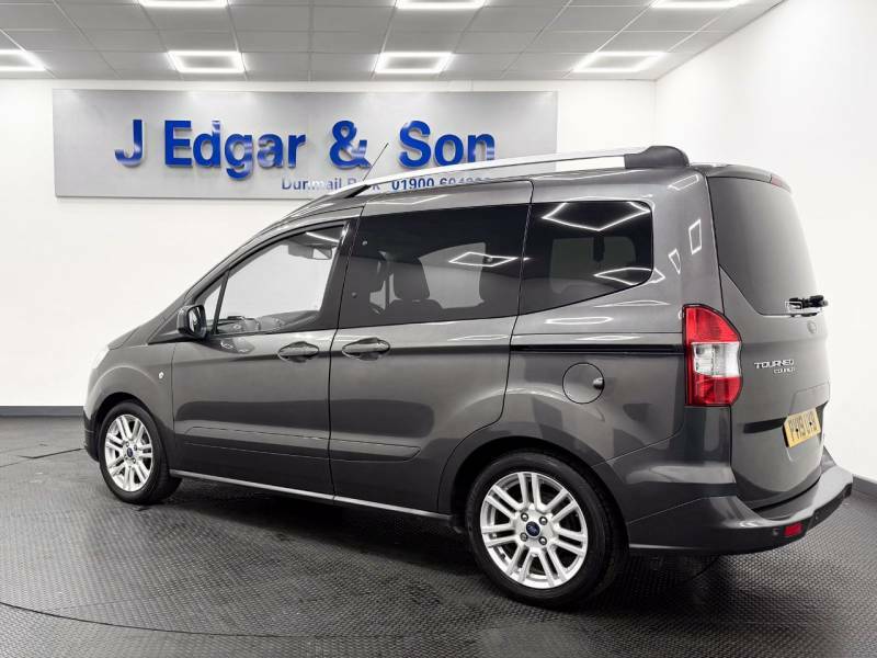 Ford Tourneo Courier Titanium Black #5