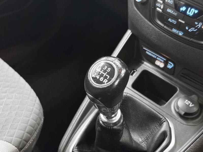 Ford Tourneo Courier Titanium Black #13