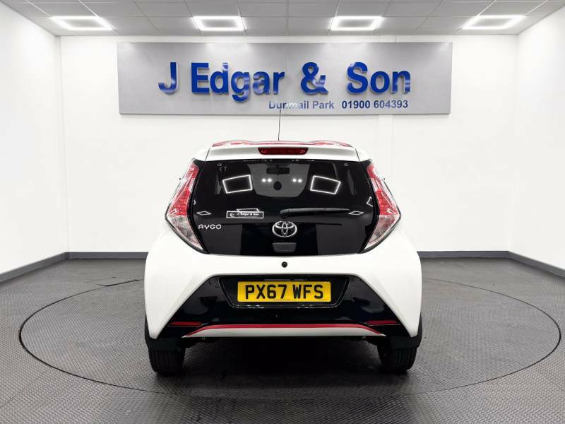 Toyota Aygo 1.0 Vvt-i X-press White #6