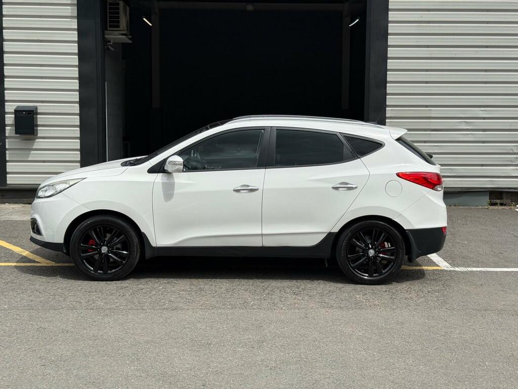 Hyundai Ix35 Premium White #4