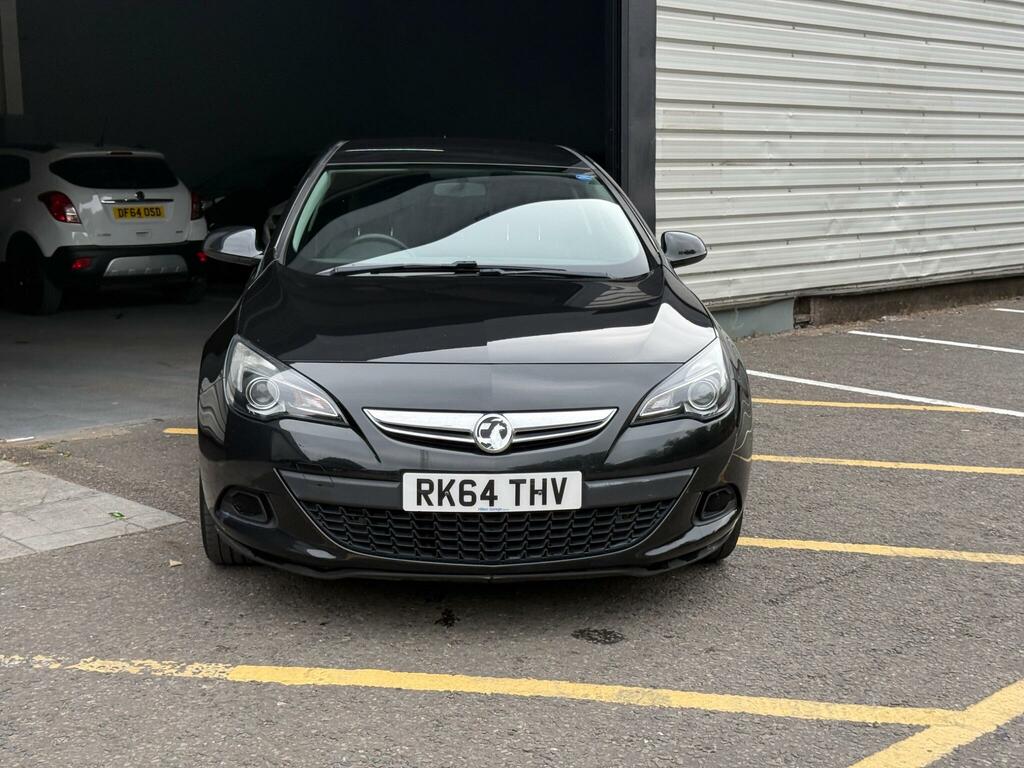 Vauxhall Astra GTC Coupe White #16