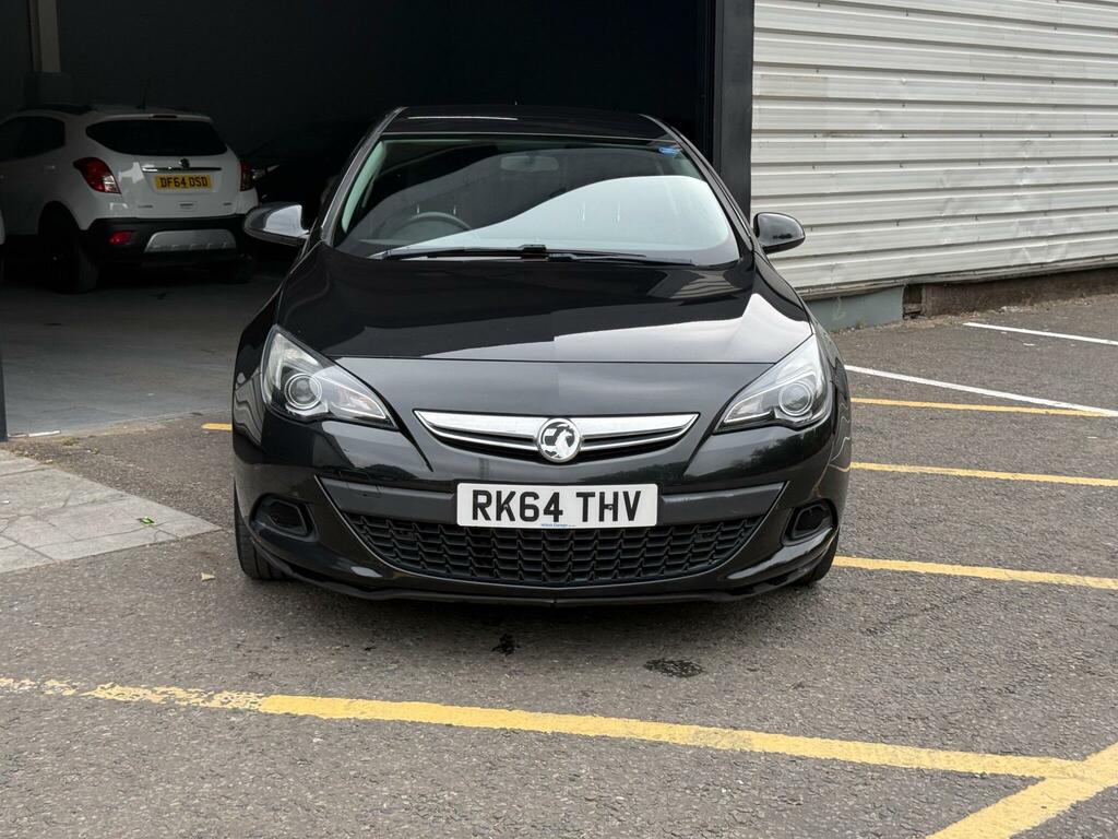 Vauxhall Astra GTC Coupe White #18