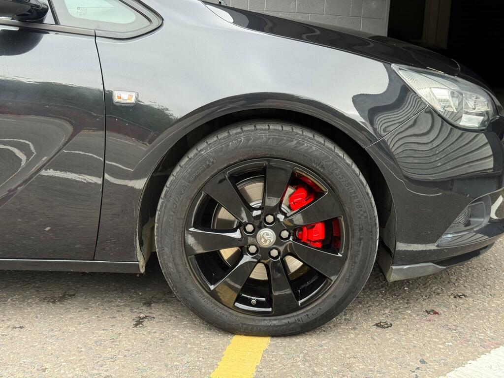 Vauxhall Astra GTC 1.6T Ecotec 16V Sport Euro 5 Ss Black #6