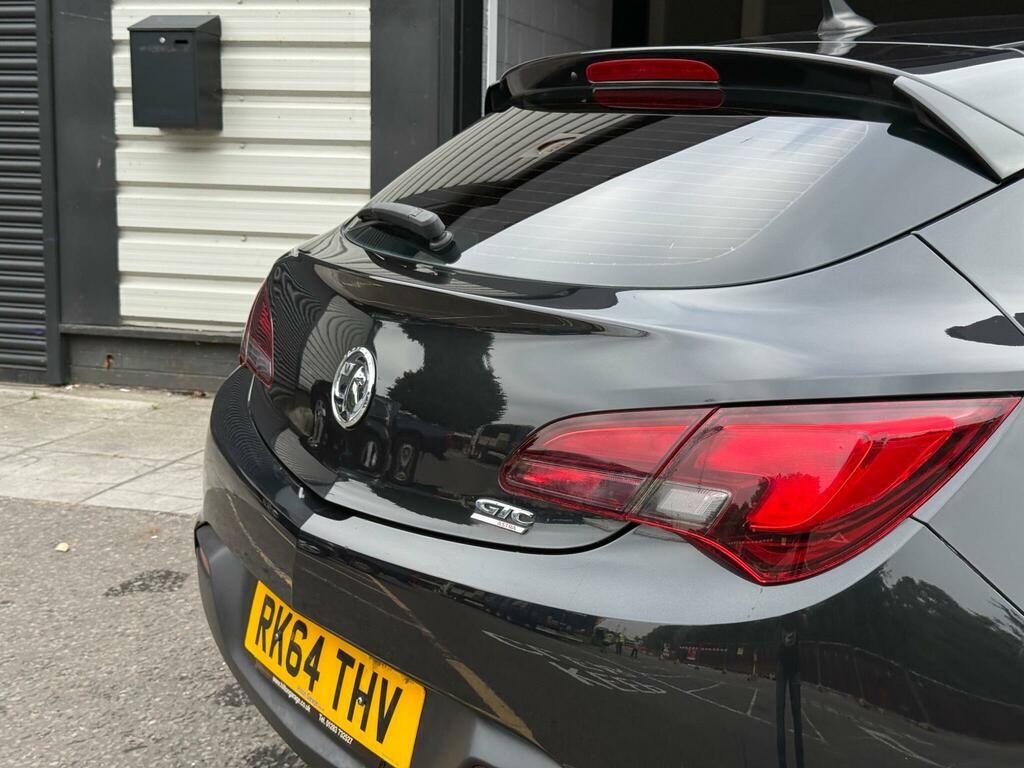 Vauxhall Astra GTC Coupe White #39