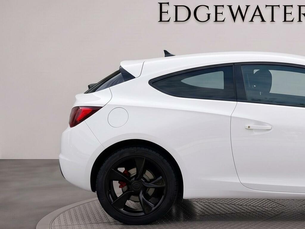Vauxhall Astra GTC Gtc 2.0 Cdti 16V White #13