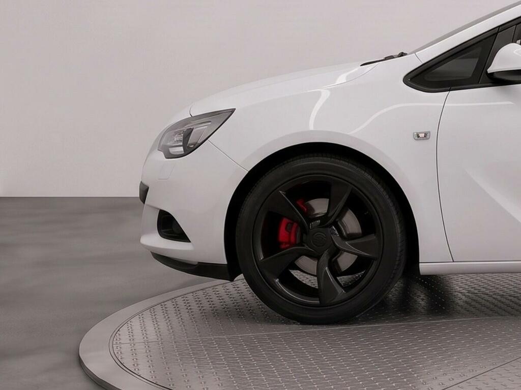 Vauxhall Astra GTC Gtc 2.0 Cdti 16V White #18