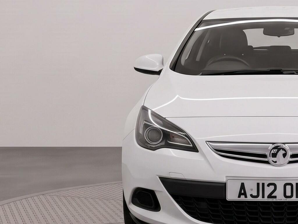 Vauxhall Astra GTC Gtc 2.0 Cdti 16V White #15