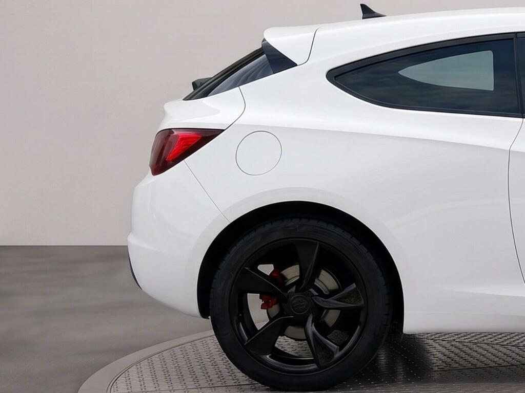 Vauxhall Astra GTC Gtc 2.0 Cdti 16V White #16