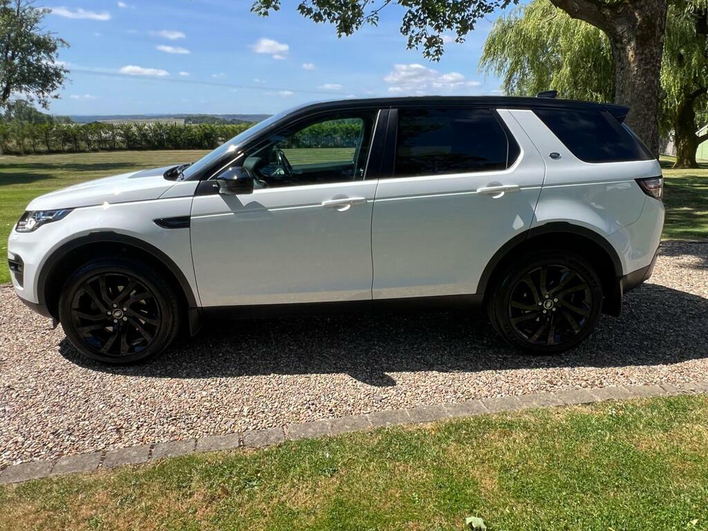 Land Rover Discovery Sport 2.0 Td4 Hse Black 4Wd Euro 6 S S YA66UBV White #2