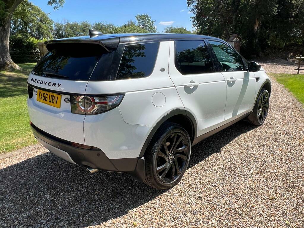 Land Rover Discovery Sport 2.0 Td4 Hse Black 4Wd Euro 6 S S YA66UBV White #6