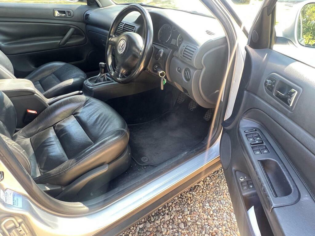 Volkswagen Passat Silver #11