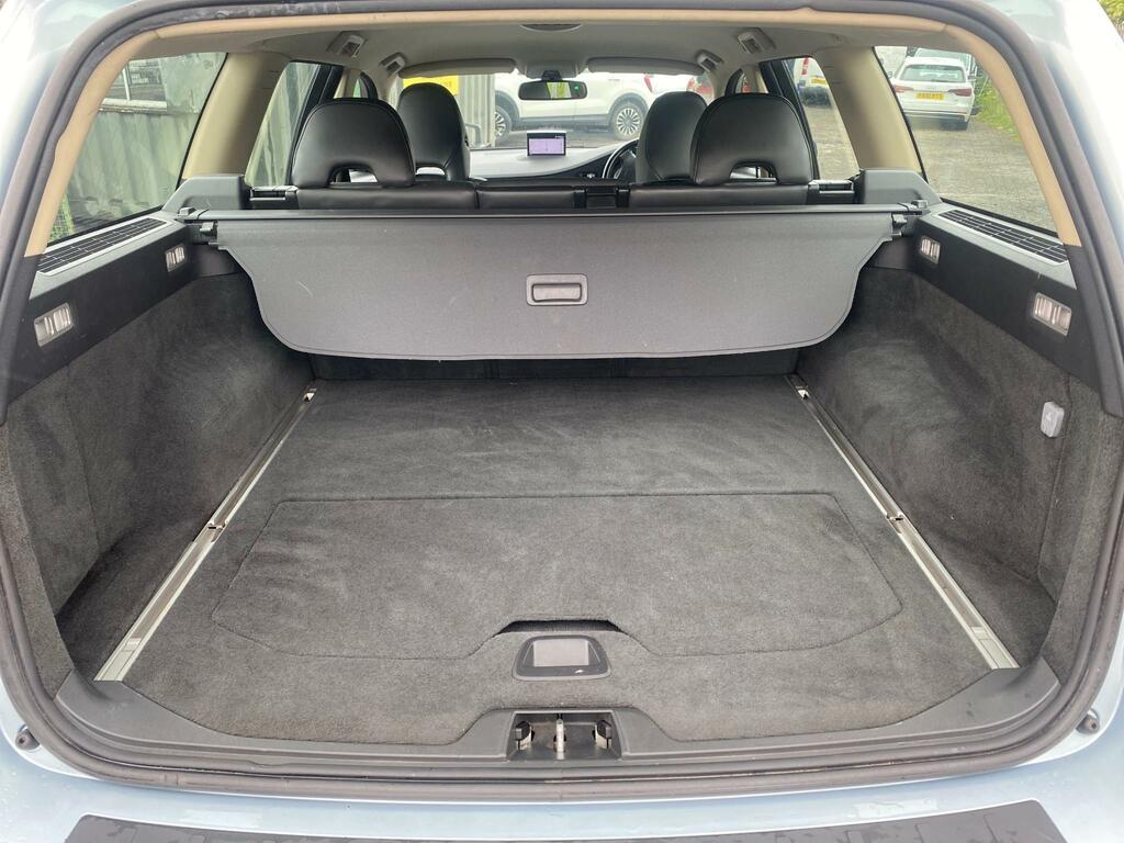 Volvo V70 2.4 D5 Se Lux Estate Geartronic Awd 2 Blue #13
