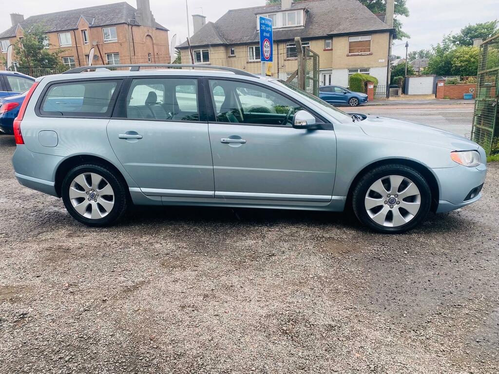 Volvo V70 2.4 D5 Se Lux Estate Geartronic Awd 2 Blue #10