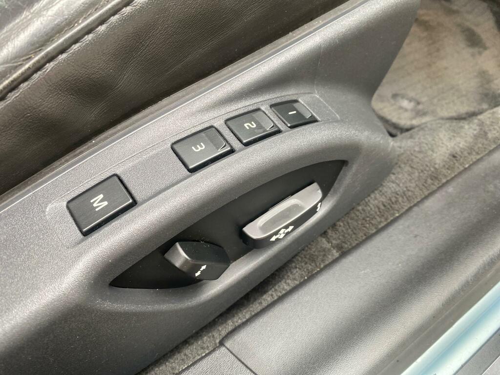 Volvo V70 2.4 D5 Se Lux Estate Geartronic Awd 2 Blue #18