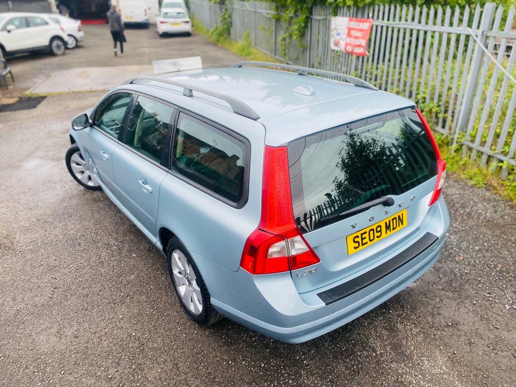 Volvo V70 2.4 D5 Se Lux Estate Geartronic Awd 2 Blue #35