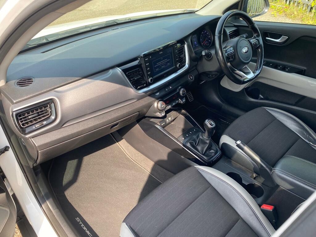 Kia Stonic 1.6 Crdi 1 Owner From New Ulez Fsh White #5