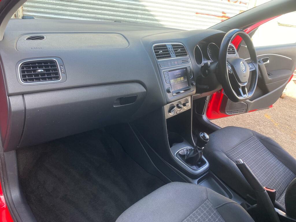 Volkswagen Polo Hatchback 1.0 White #6