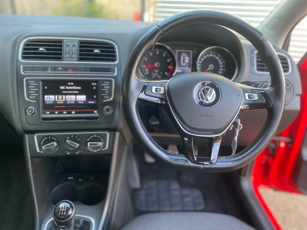 Volkswagen Polo Hatchback 1.0 White #5