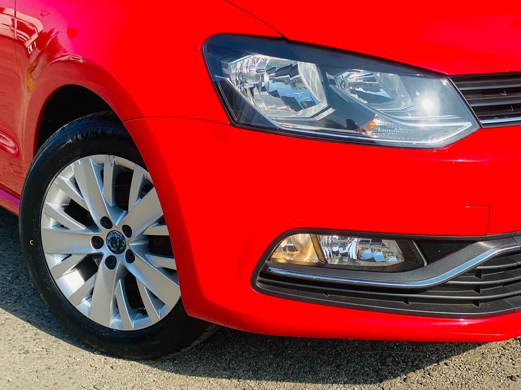 Volkswagen Polo Hatchback 1.0 White #4