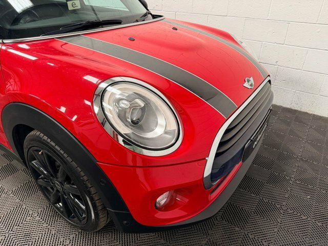 Mini Hatch 1.5 Cooper Hatchback Euro 6 S S MA67HVG Red #4