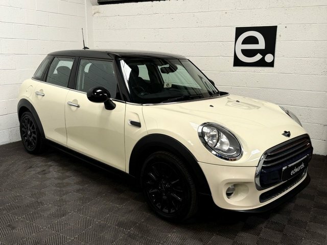 Mini Hatch 1.5 Cooper Hatchback Euro 6 S S White