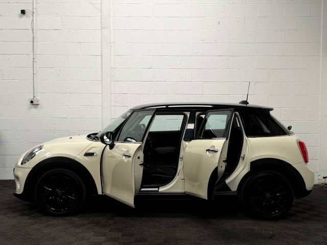 Mini Hatch 1.5 Cooper Hatchback Euro 6 S S White #4
