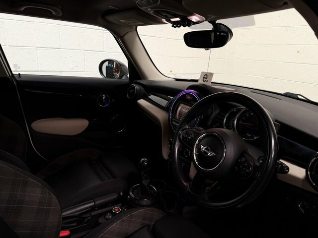 Mini Hatch 1.5 Cooper Hatchback Euro 6 S S White #3
