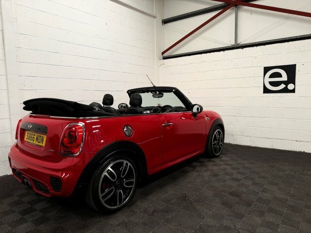 Mini Convertible 2.0 John Cooper Works Convertible Red #5