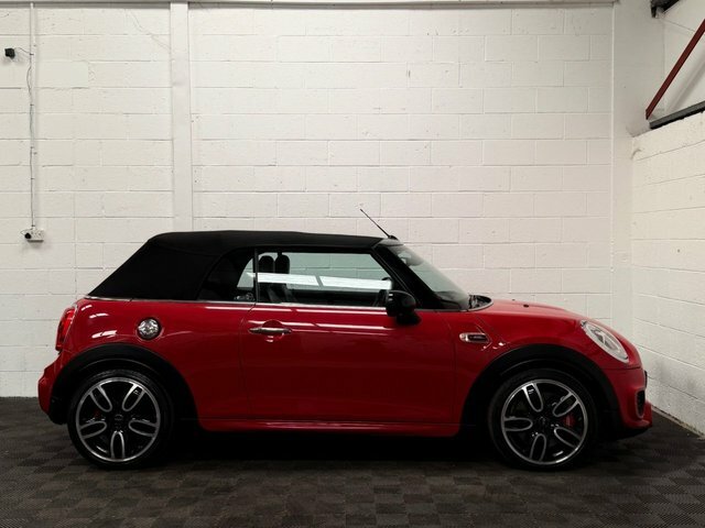 Mini Convertible 2.0 John Cooper Works Convertible Red #4