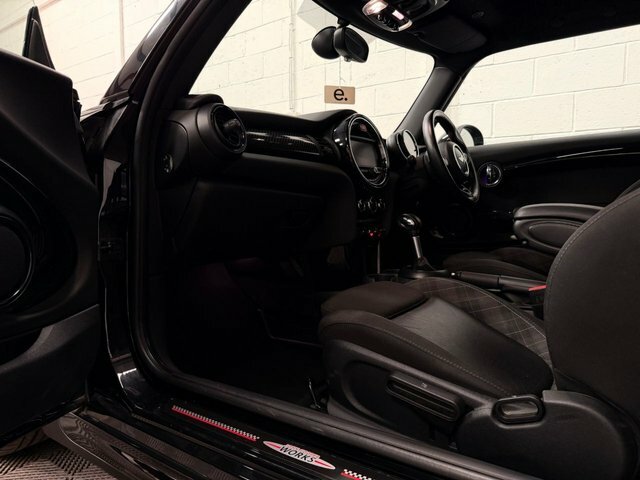 Mini Hatch Convertible Only Genuine 9,697 Miles From New Red #13