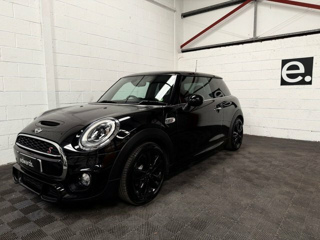 Mini Hatch Convertible Only Genuine 9,697 Miles From New Red #22