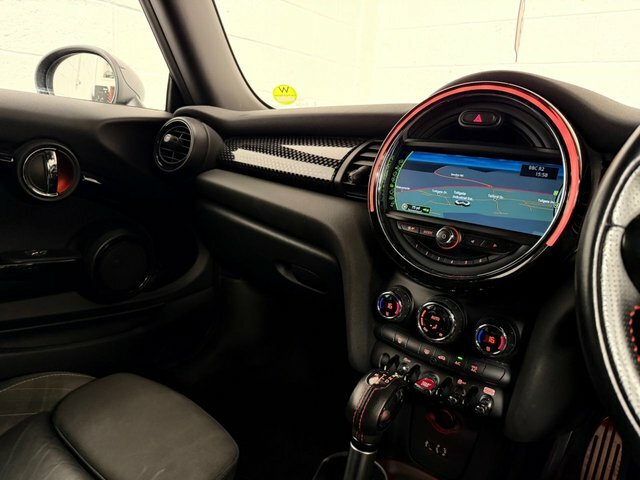 Mini Hatch Convertible Only Genuine 9,697 Miles From New Red #16