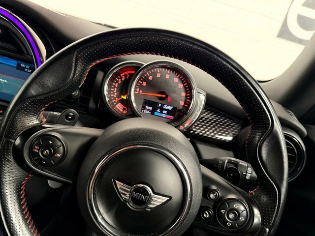 Mini Hatch Convertible Only Genuine 9,697 Miles From New Red #17