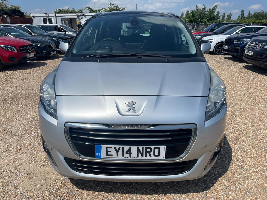 Peugeot 5008 1.6 Hdi Allure Euro 5 #2