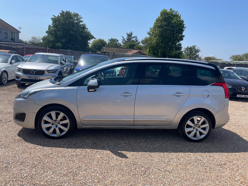 Peugeot 5008 1.6 Hdi Allure Euro 5 #4