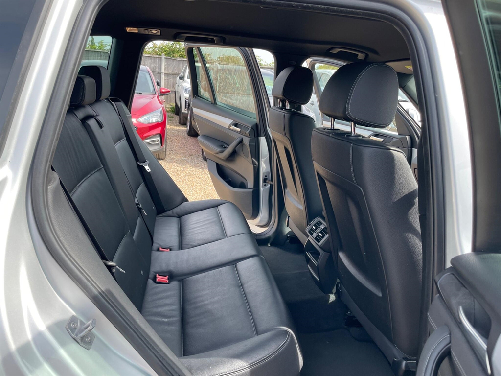 BMW X3 2L M Sport Black #40