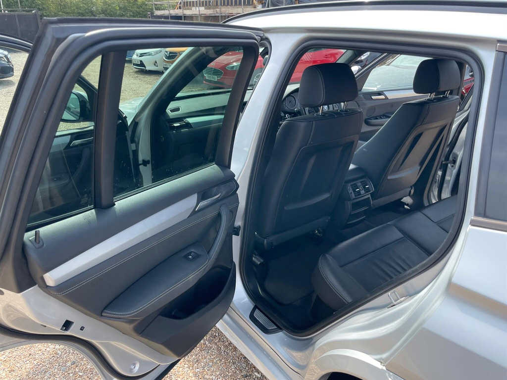 BMW X3 2L M Sport Black #35