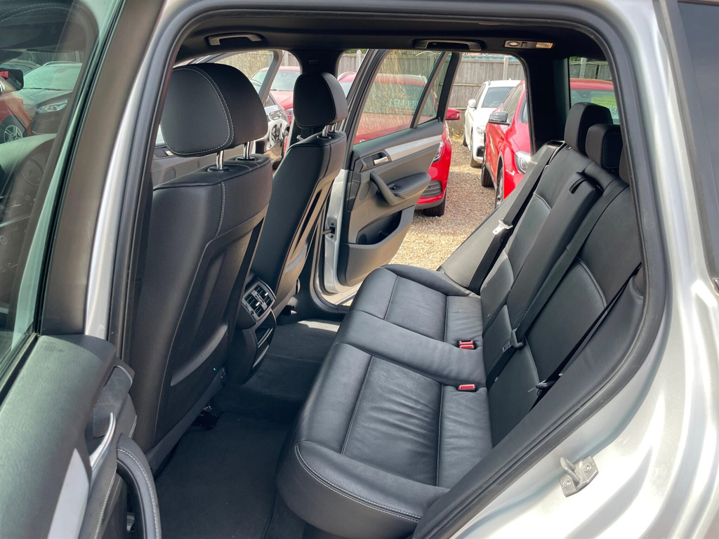 BMW X3 2L M Sport Black #36