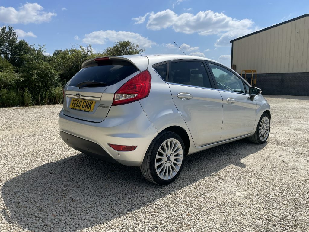 Ford Fiesta Hatchback Black #3