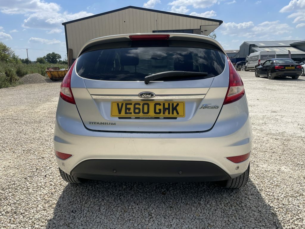 Ford Fiesta Hatchback Black #4