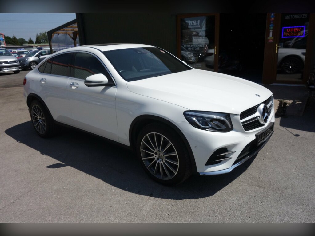Mercedes-Benz GLC Class 3.0 Glc350d V6 Amg Line Premium Plus Coupe D White
